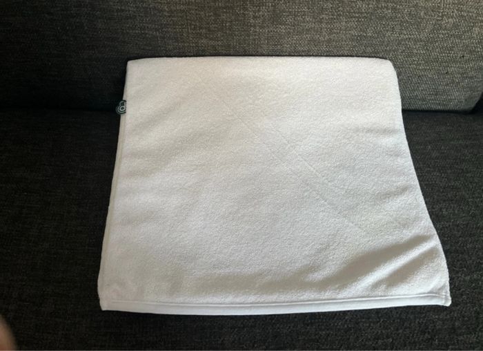 Coussin incliné pour bébé - photo numéro 3