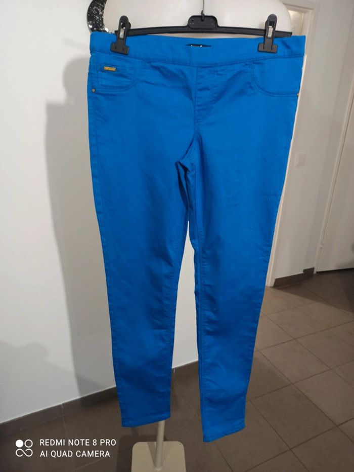 Pantalon slim bleu roi ( jennyfer)