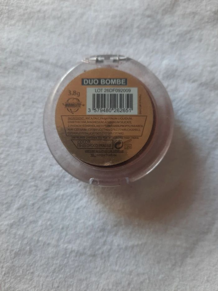 Fard a paupières duo bombe - photo numéro 3