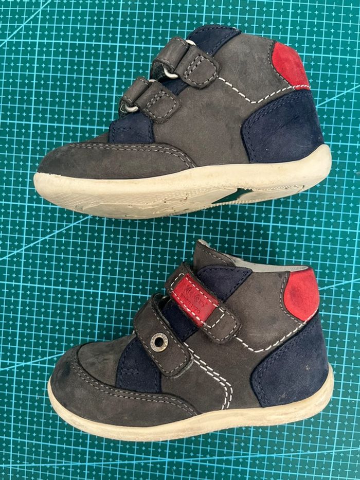 Lot chaussures bébé taille 22 - photo numéro 6