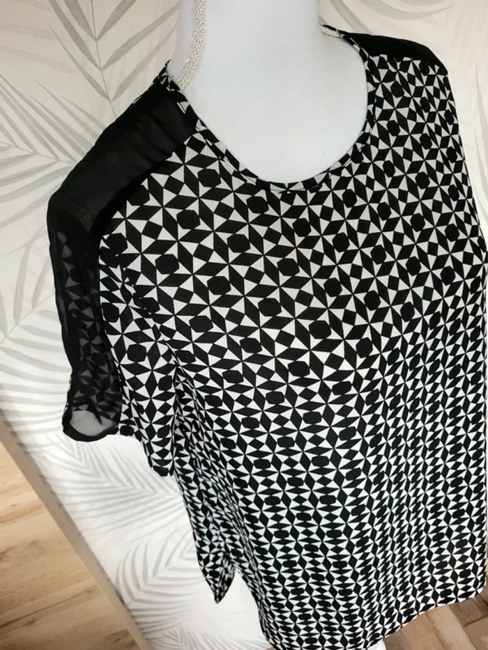 Top femme blouse, taille 38 noir et blanc à motif - photo numéro 3