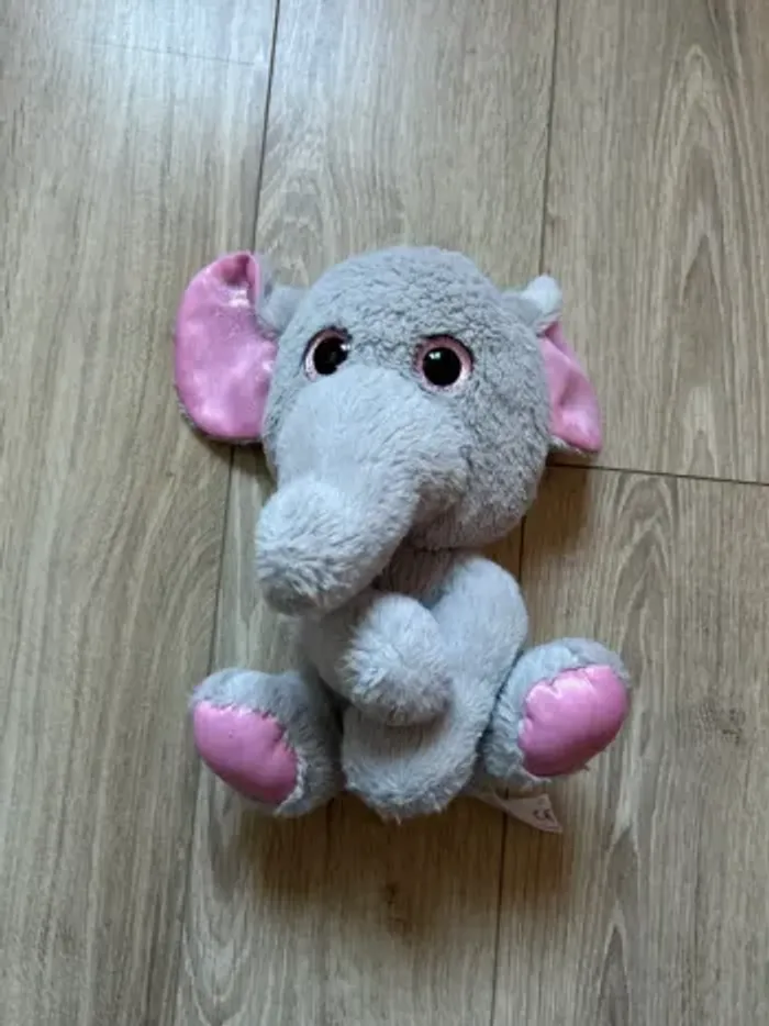 Peluche éléphant