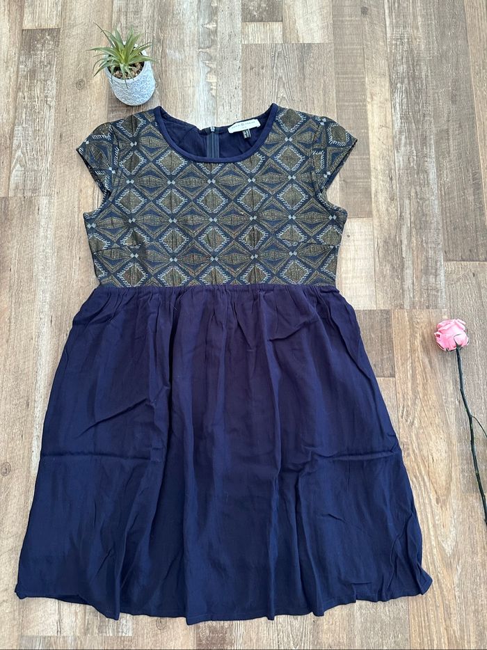 - Robe Envie de fraises - Taille 40 - Très bon état