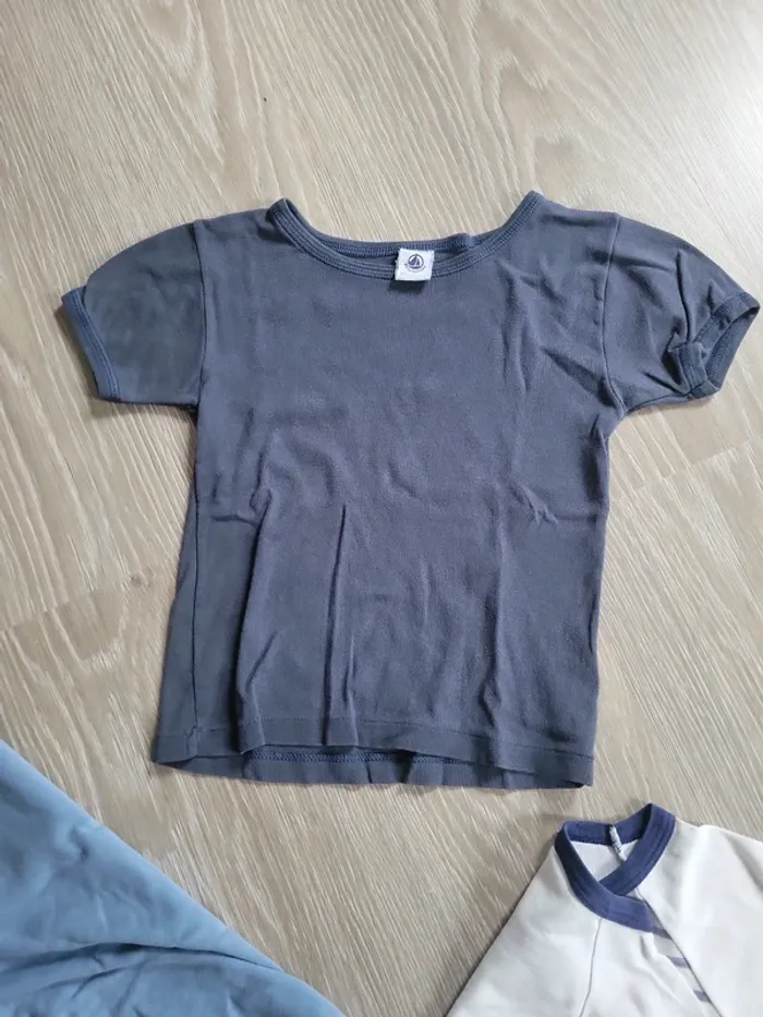 Lot 3 t-shirt 4 ans - photo numéro 4