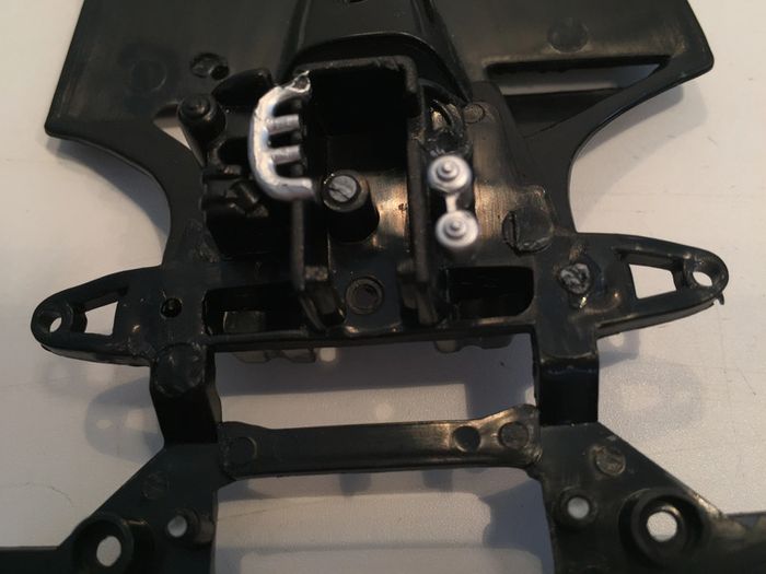 Châssis inférieur pièce détachée miniature Peugeot 203 1954 Solido 1/18 #A36 - photo numéro 5