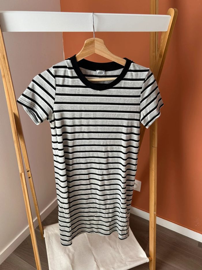 Robe côtelé rayé