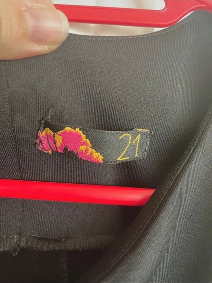 Robe avec volant style année 80 - photo numéro 3