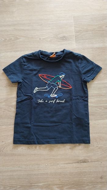 Tee shirt