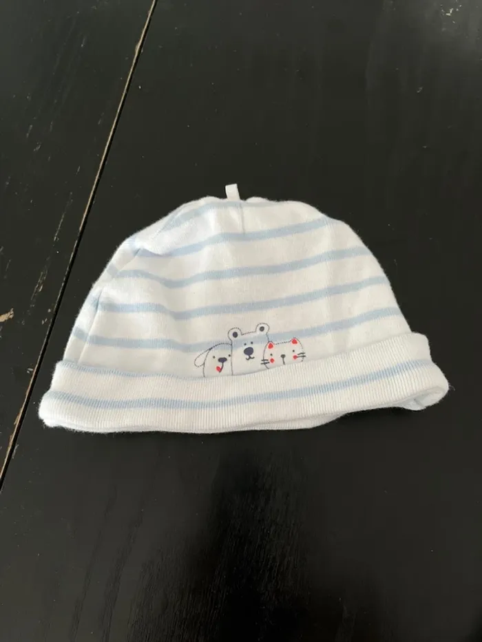 Lot 3 bonnets - photo numéro 3