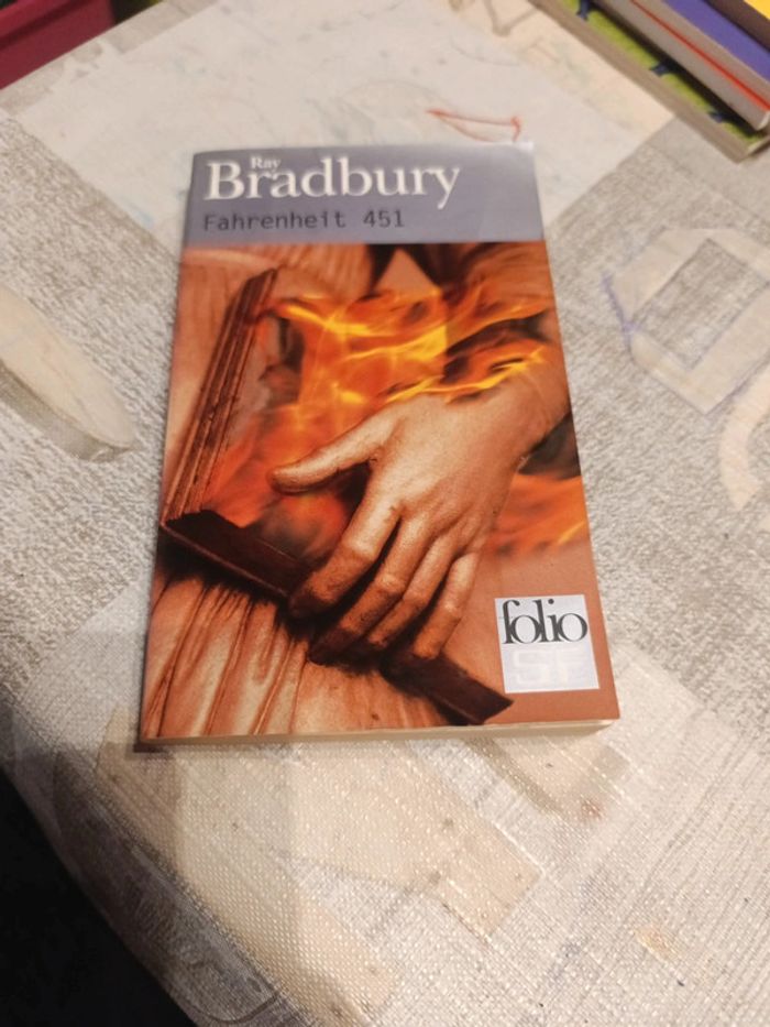 Fahrenheit 451 de Ray Bradbury