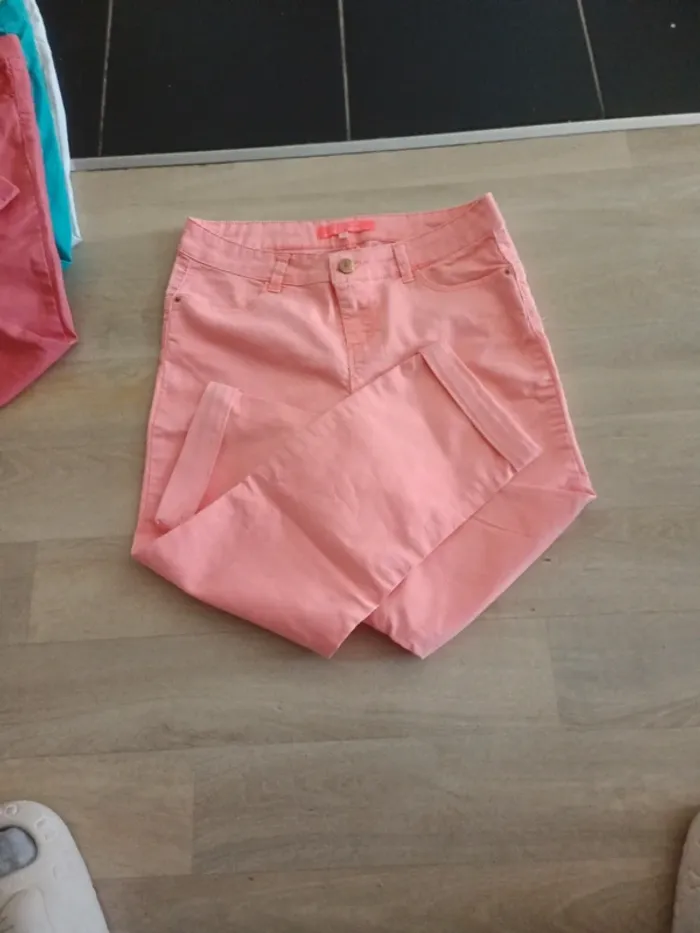 Jean cache cache