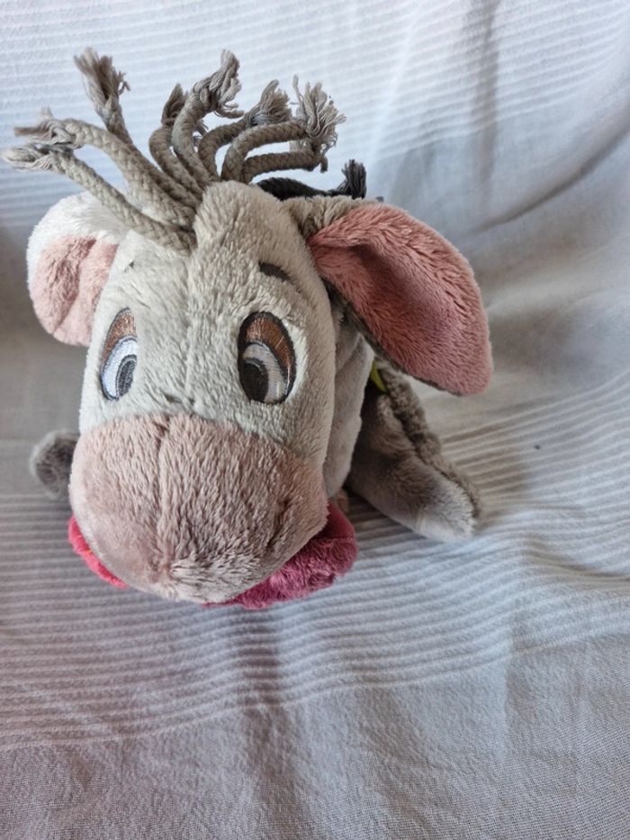 Peluche  bourriquet avec coeur Disney  nicotoy - photo numéro 4
