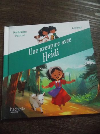 Livre Une aventure avec Heidi Hachette jeunesse
