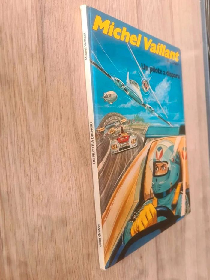 Michel Vaillant un pilote à disparu - photo numéro 5