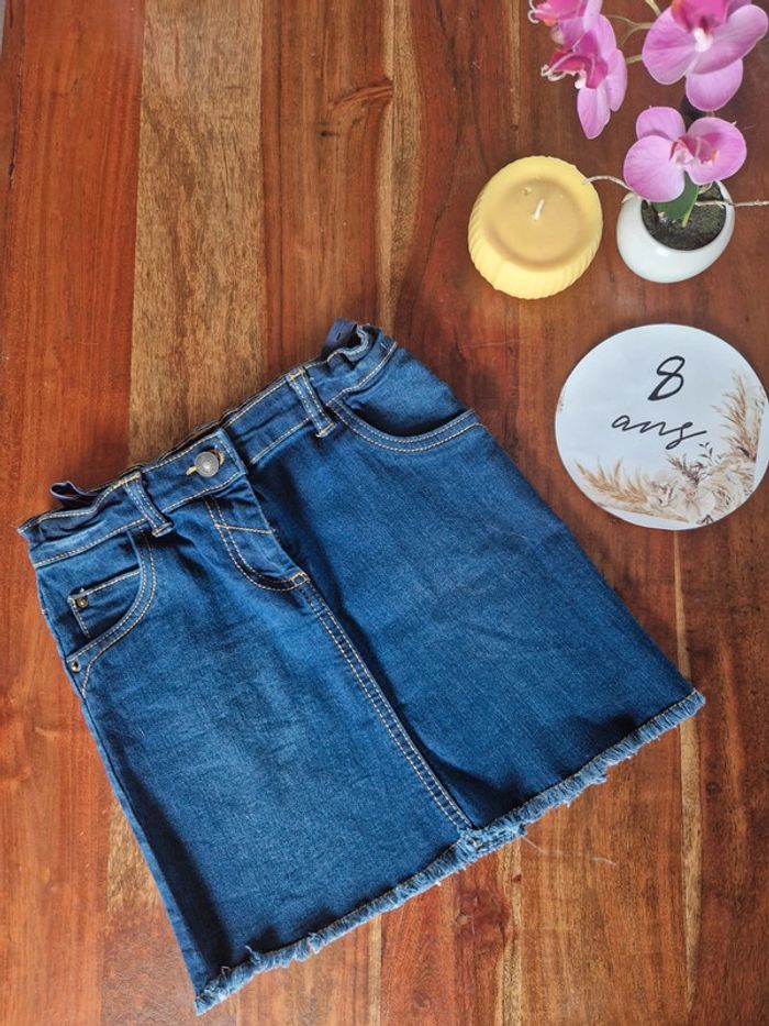 Jupe en jean bords effiloché 8 ans