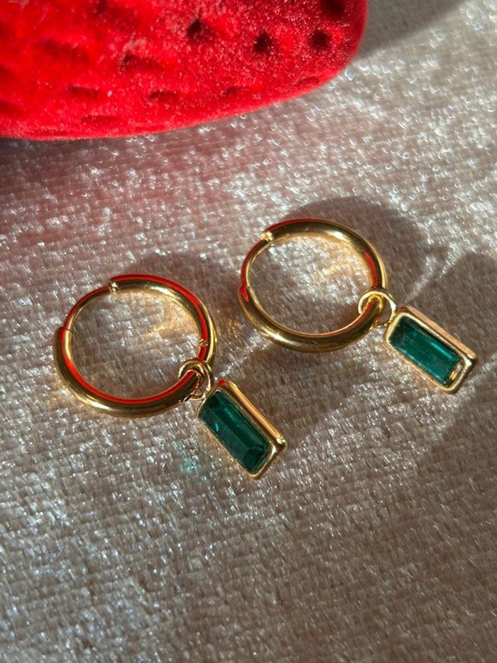 Boucles d’oreilles détails émeraude - photo numéro 6