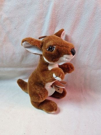 Peluche kangourou et son bébé sandy