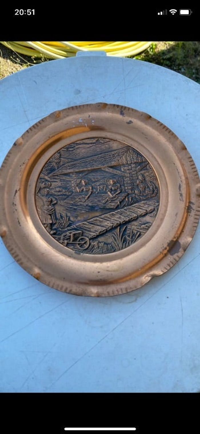 Assiette en cuivre