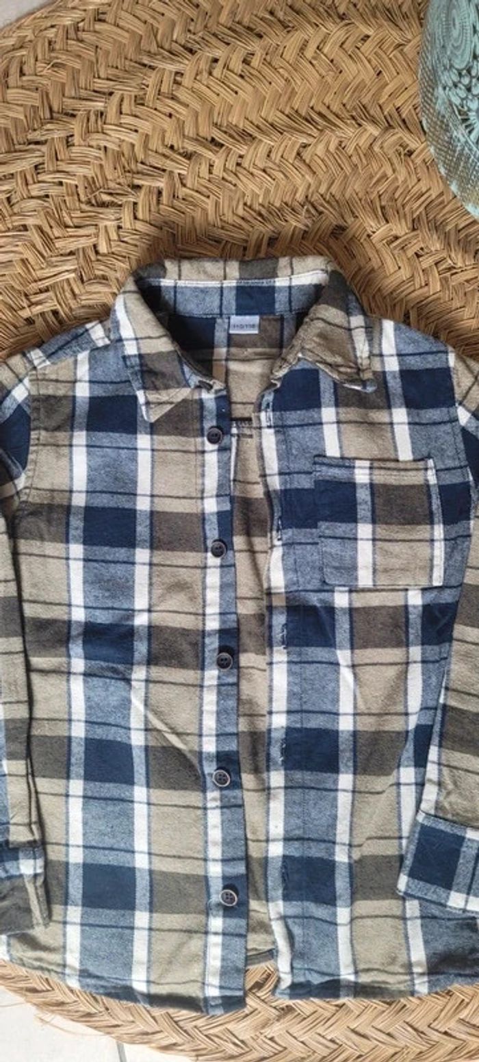 Joli chemise garçon à carreaux Taille 110/116 - photo numéro 3