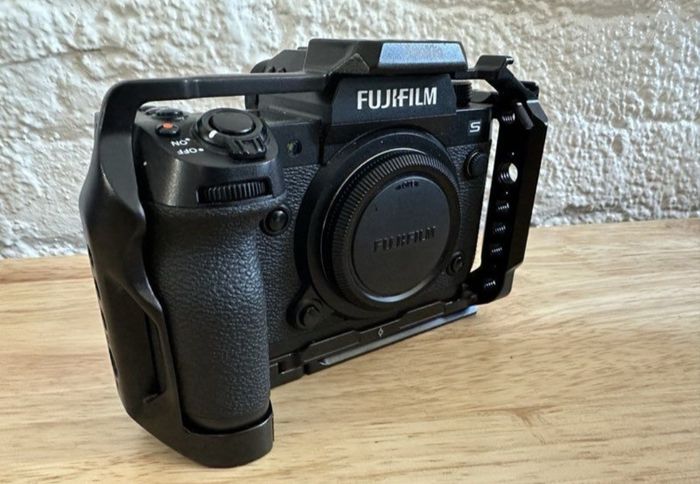 Fujifilm X-H2S avec Smallrig cage