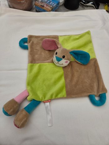 Doudou Lapin carré plat vert et marron - Minifeet