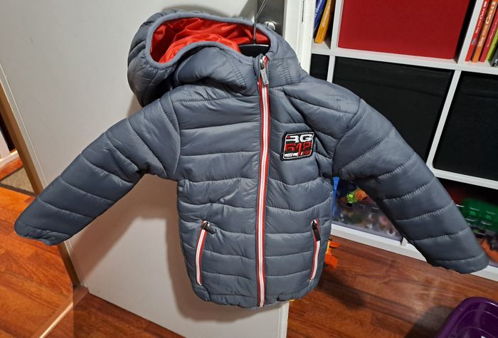 Manteau Doudoune 4A NEUF