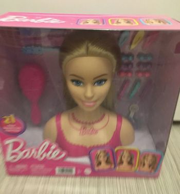 Tête à coiffer barbie