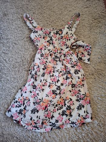 Magnifique robe à fleur femme xs jennyfer