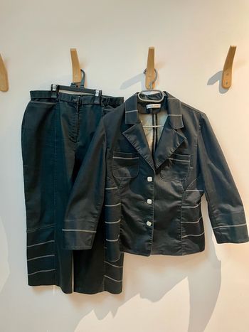 Ensemble tailleur veste pantacourt Christine Laure taille 42