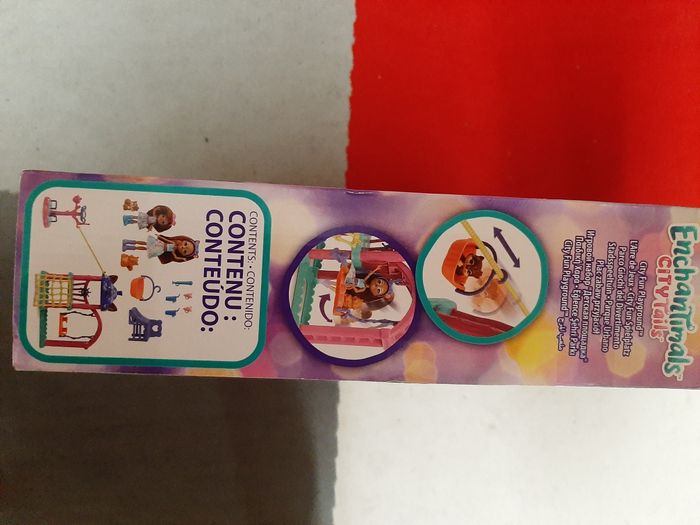 Enchantimals, Coffret L’Aire de Jeux, 2 Poupées,2 Animaux ,4 Espaces de jeu et 10 Accessoires neuf - photo numéro 3