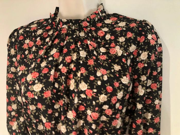 Robe fleurs  noir rose crème  beige taille S shein - photo numéro 17
