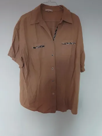 Chemise manches courtes 54