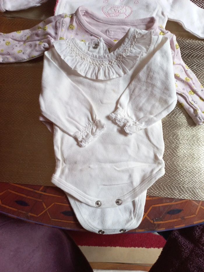 LOT 5 Bodys 0 mois a 1 mois coton - photo numéro 2