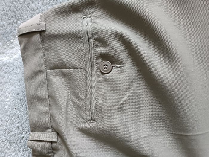 Pantalon beige homme classique élégant - photo numéro 8