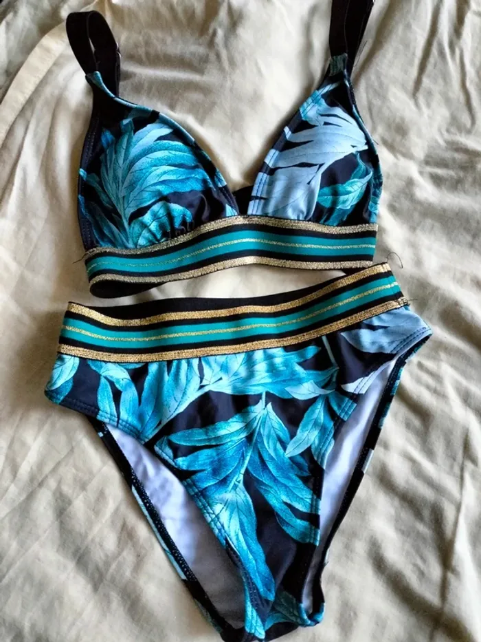 Maillot de bain 2 pièces Fleurie TM