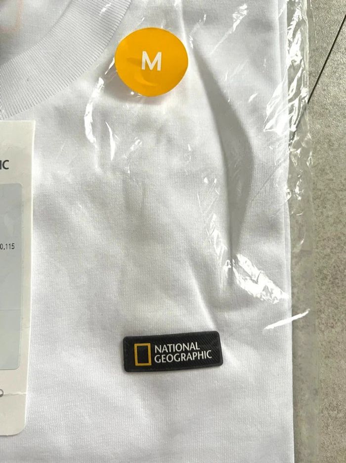 T shirt mixte National Geographic (Korea) neuf sous emballage M - photo numéro 2