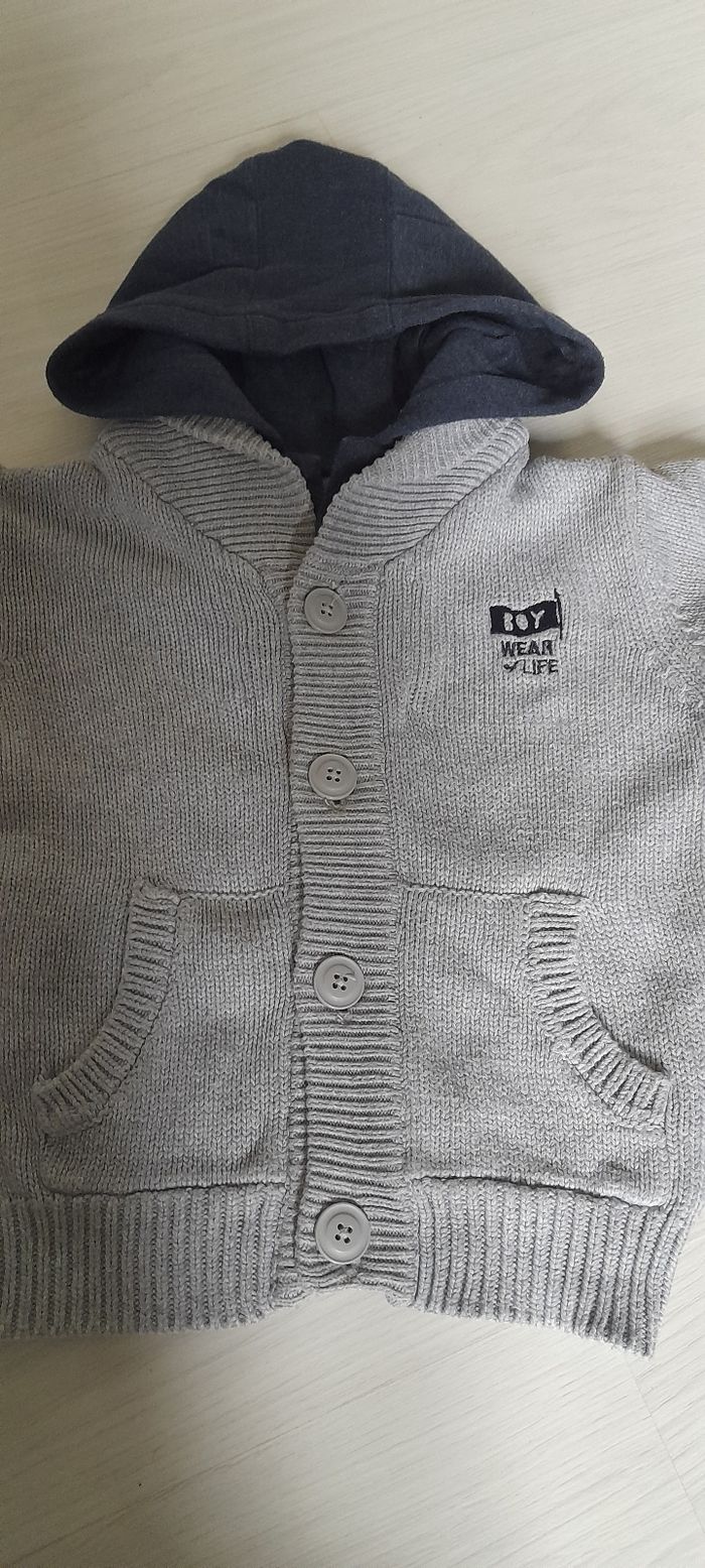 Gilet avec capuche T 4 ans - photo numéro 3