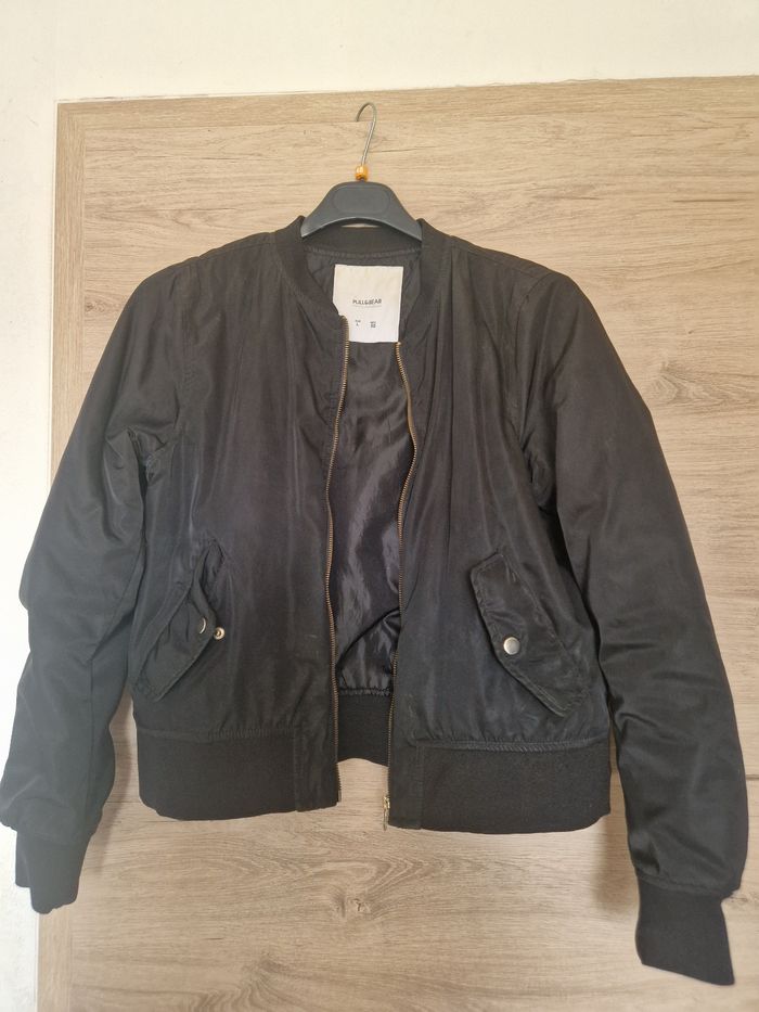 Veste bomber noire taille L pull&bear