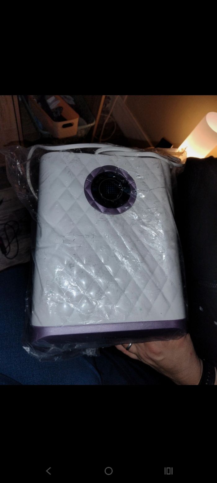 Lampe UV pour faire ses ongles