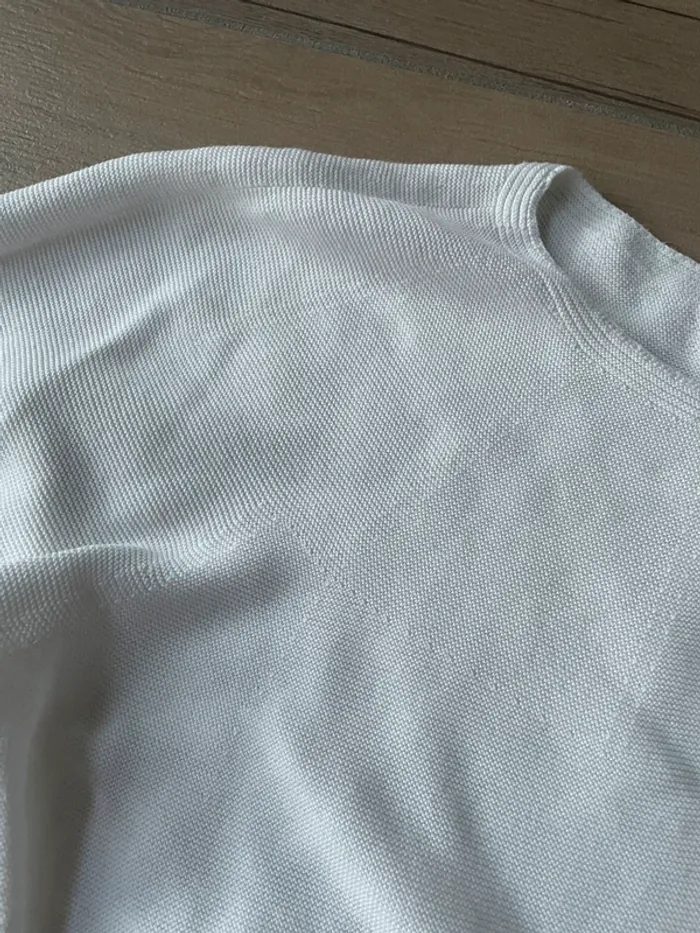Pull Uniqlo 3D sans coutures collection actuelle neuf - photo numéro 3