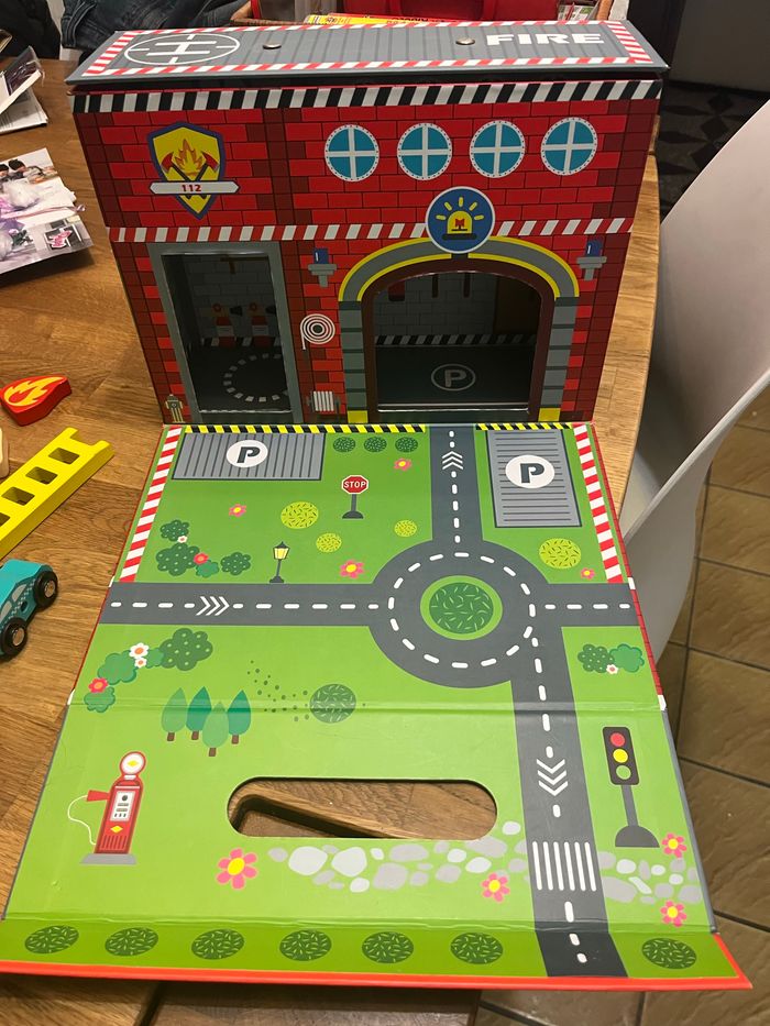 Caserne de pompier - photo numéro 7