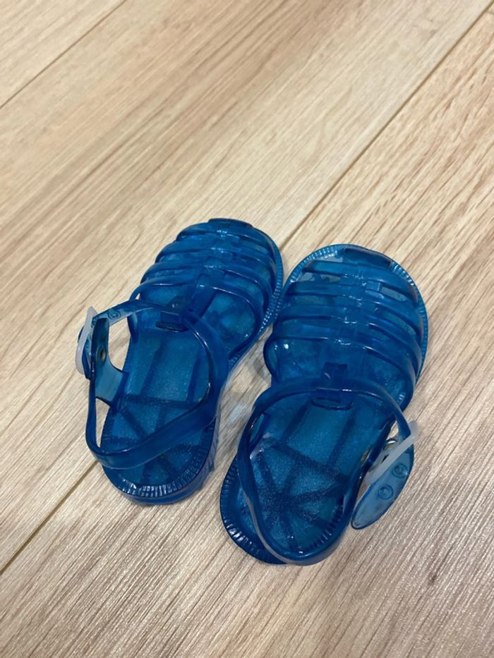 Chaussures plage 18 - photo numéro 4