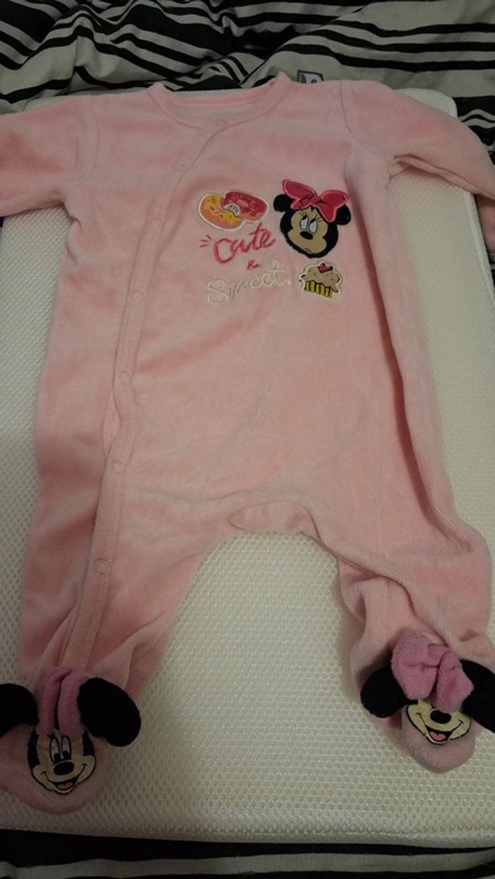 Lot pyjamas 6 mois - photo numéro 3