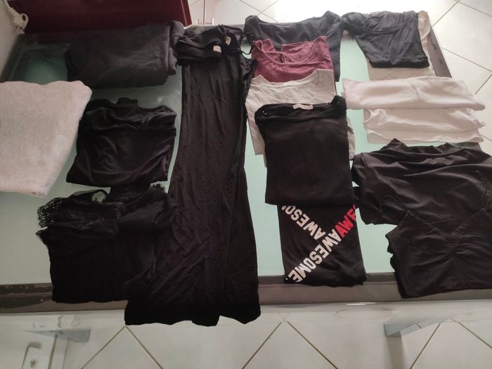 Lot vêtements femme Taille S - photo numéro 2