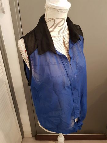 Magnifique haut bleu electrique et noir taille s