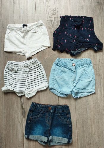 Short 9 mois