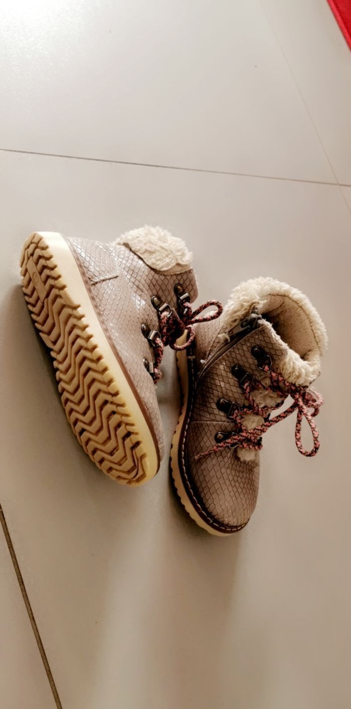 Chaussure t 26 - photo numéro 3