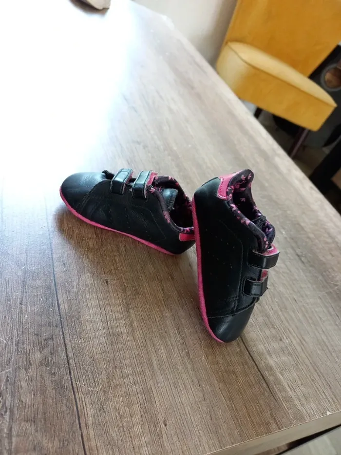Basket souple Adidas T.18 - photo numéro 5