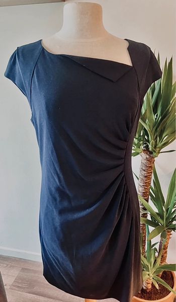 Robe bleu marine LK Bennett