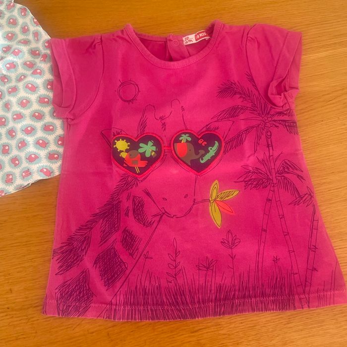 2 t-shirt manches courtes 18 mois - photo numéro 2